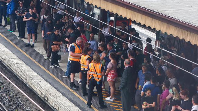 Commuters stuck at Flinders Street Station after train network issues. Picture: Brendan Beckett