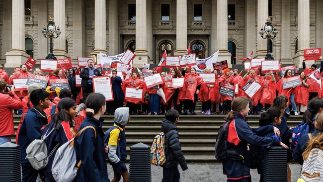 Teachers and school staff protesting the state government inaction on teacher shortage. Picture NCA NewsWire / Aaron Francis