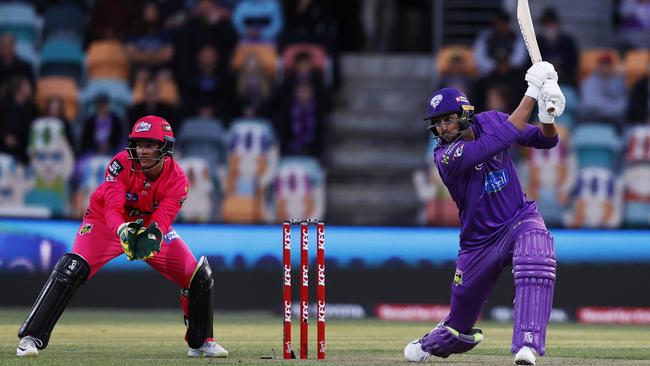 Tim David strokes the ball to the offside during his match-winning knock for the Hurricanes Picture: Zak Simmonds