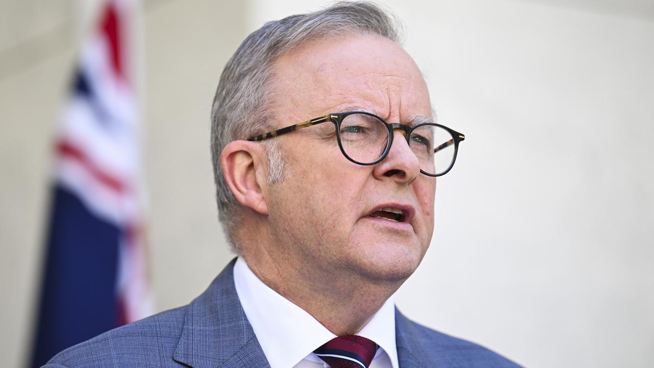 Anthony Albanese said the suspected arson was an “outrage”. Picture: NewsWire / Martin Ollman