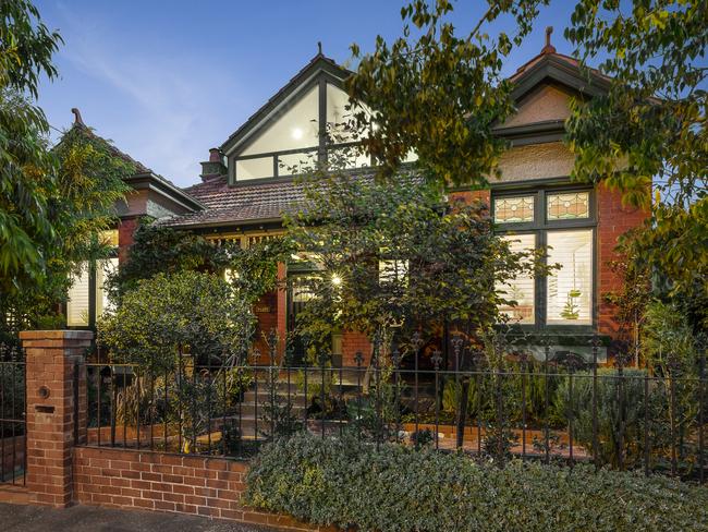 69 Carlisle St, St Kilda - for Herald Sun realestate