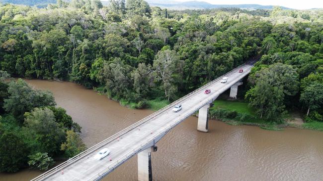 The Kennedy Highway bridge over the Barron River, connecting Cairns to Mareeba, has been limited to single-lane traffic since November last year. Picture: Brendan Radke