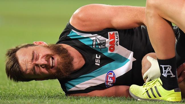 Dixon moments after breaking his leg and ankle in Round 21, 2018. Picture: Daniel Kalisz (Getty)