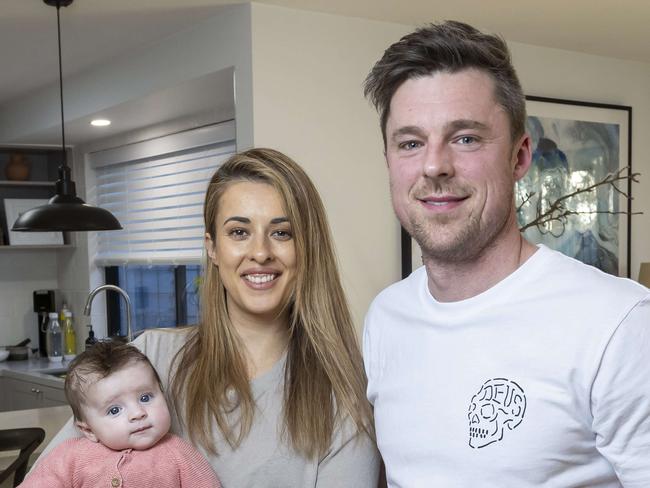 Corey and Sarah Skinner and three-month-old daughter, Everley and dog Kingsley, for story on Victorians refinancing home loans.Picture by Wayne Taylor 11th August 2022