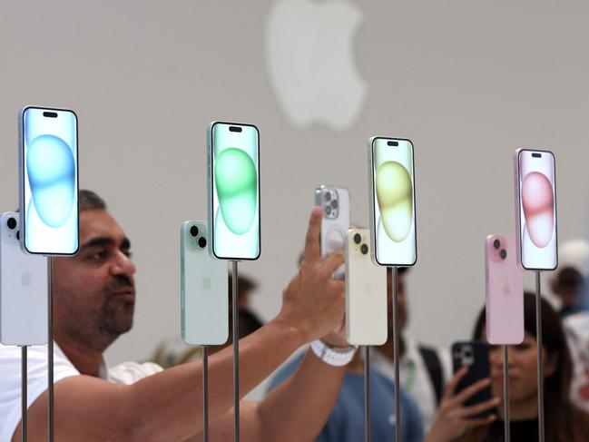 CUPERTINO, CALIFORNIA - SEPTEMBER 12: The new iPhone 15 is displayed during an Apple event at the Steve Jobs Theater at Apple Park on September 12, 2023 in Cupertino, California. Apple revealed its lineup of the latest iPhone 15 versions as well as other product upgrades during the event.   Justin Sullivan/Getty Images/AFP (Photo by JUSTIN SULLIVAN / GETTY IMAGES NORTH AMERICA / Getty Images via AFP)