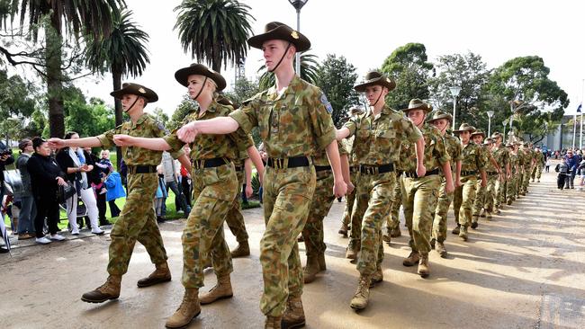 Anzac Day 2017: Vietnam veteran Kevin Brady says crowd support warms ...