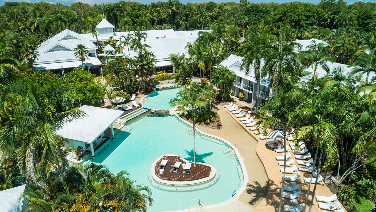 <h2>PORT DOUGLAS 4-DAY PACKAGE, $999 (PER FAMILY)</h2><p>Celebrate the return to warm days with a three-night Tropical Getaway package at Oaks Port Douglas Resort. Pay from $999 for two adults and two kids (down from $1600), stay in a Two-Bedroom Garden View Room, and receive return airport transfers, breakfast daily, a family pass to Wildlife Habitat and more. Book by November 10, 2024, and travel until March 31, 2025.</p><p class="button-common"><a title="Book now" href="https://www.oakshotels.com/en/oaks-resort-port-douglas/offers" target="_blank" data-cta="Book now" data-editable="true">Book now</a></p>