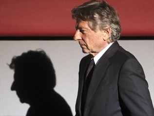 Oscar-winning director Roman Polanski has lost a bid to have a US court dismiss his 1977 sex case.
