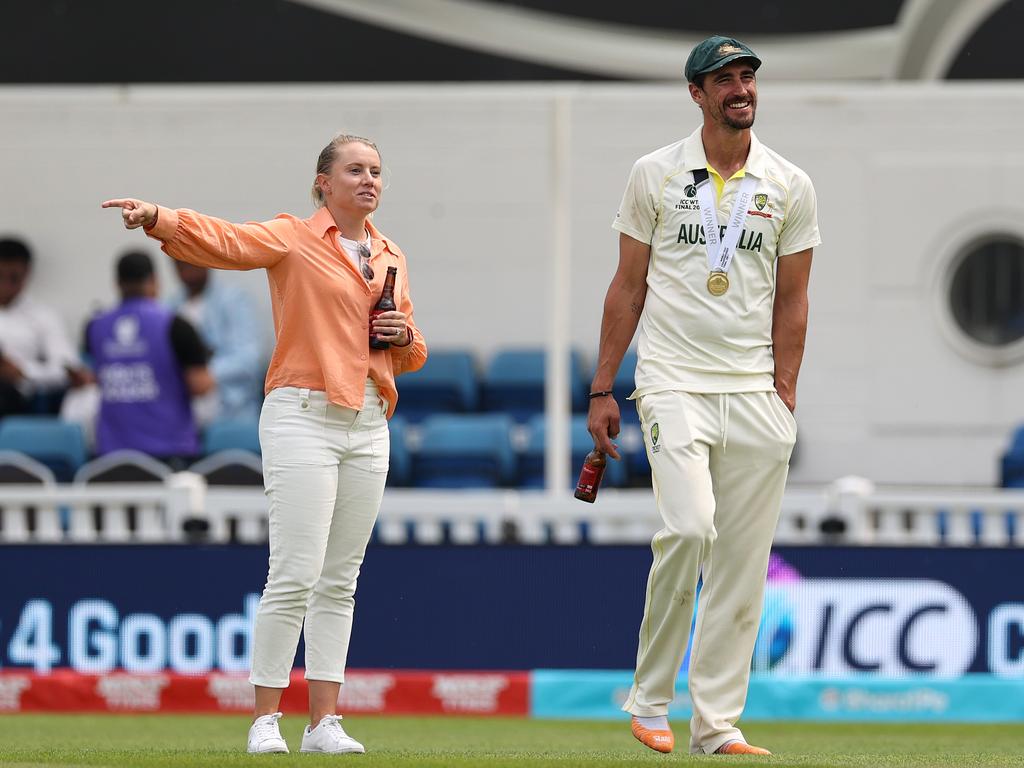 Alyssa Healy alongside partner Mitchell Starc after Australia’s World Test Championship win. (Photo by Ryan Pierse/Getty Images)