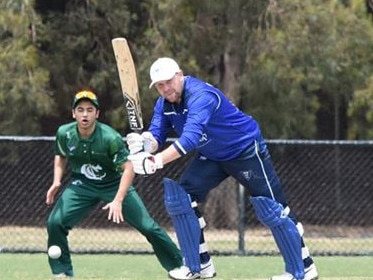 Mt Waverley coach Michael Sheedy.