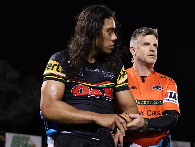 PENRITH, AUSTRALIA - AUGUST 24:  Jerome Luai of the Panthers is assisted from the field after sustaining an injury during the round 26 NRL match between Penrith Panthers and Parramatta Eels at BlueBet Stadium on August 24, 2023 in Penrith, Australia. (Photo by Mark Metcalfe/Getty Images)