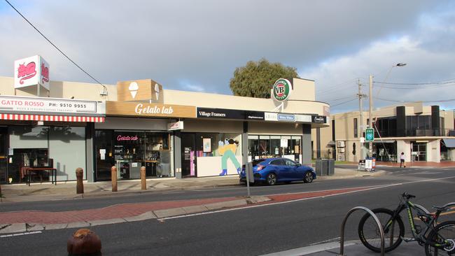 Black Rock bottle shop 30m from Dan Murphy's proposed development. Picture: Alice Barker.