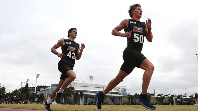 Jay Rantall leads Finn Maginess in the 2km time trial at the draft combine. Picture: Michael Klein