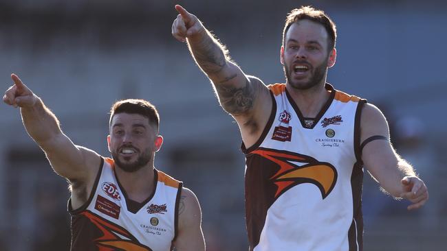 Corey Viani and Joshua Young demand a goal for Craigieburn.