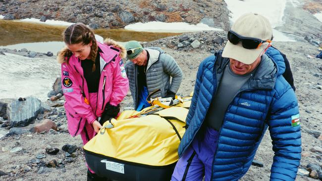 Greenland crossing: Teen adventurer Jade Ham­eister conquers crossing ...