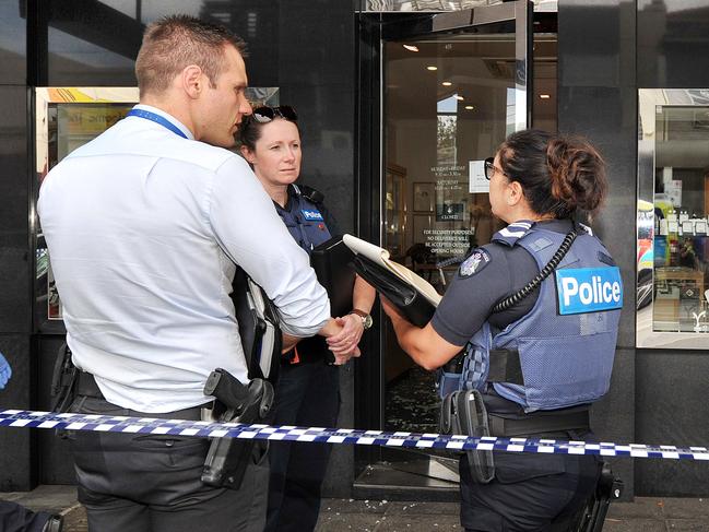 Armed Robbery at a jewellery store in Toorak Rd, Toorak. The second time the jewellery store has been targeted in the past three months.Picture : Nicki Connolly