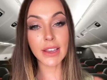 The flight attendant reveals what happens when someone dies on a flight. Picture: @daniboyy1