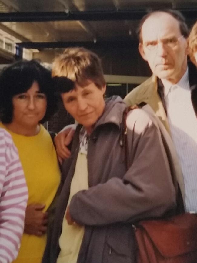 Chris and Heather Donaldson with Helga Grunwaldt, one of the early trips to Tasmania in the 1990s.