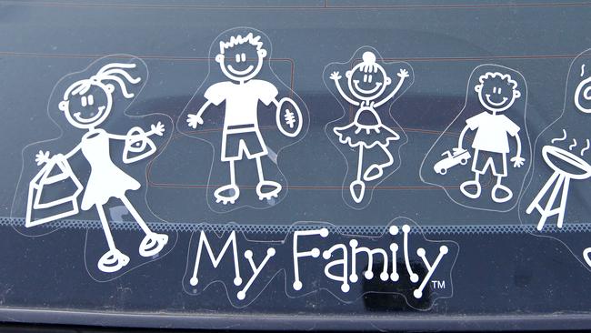 Linda's Day, popularity of 'My Family' car stickers is growing, stickers on the family car, from left, Melissa, Dusty, 12, Jessie, 9, Nate, 2, and Sam, of Magra