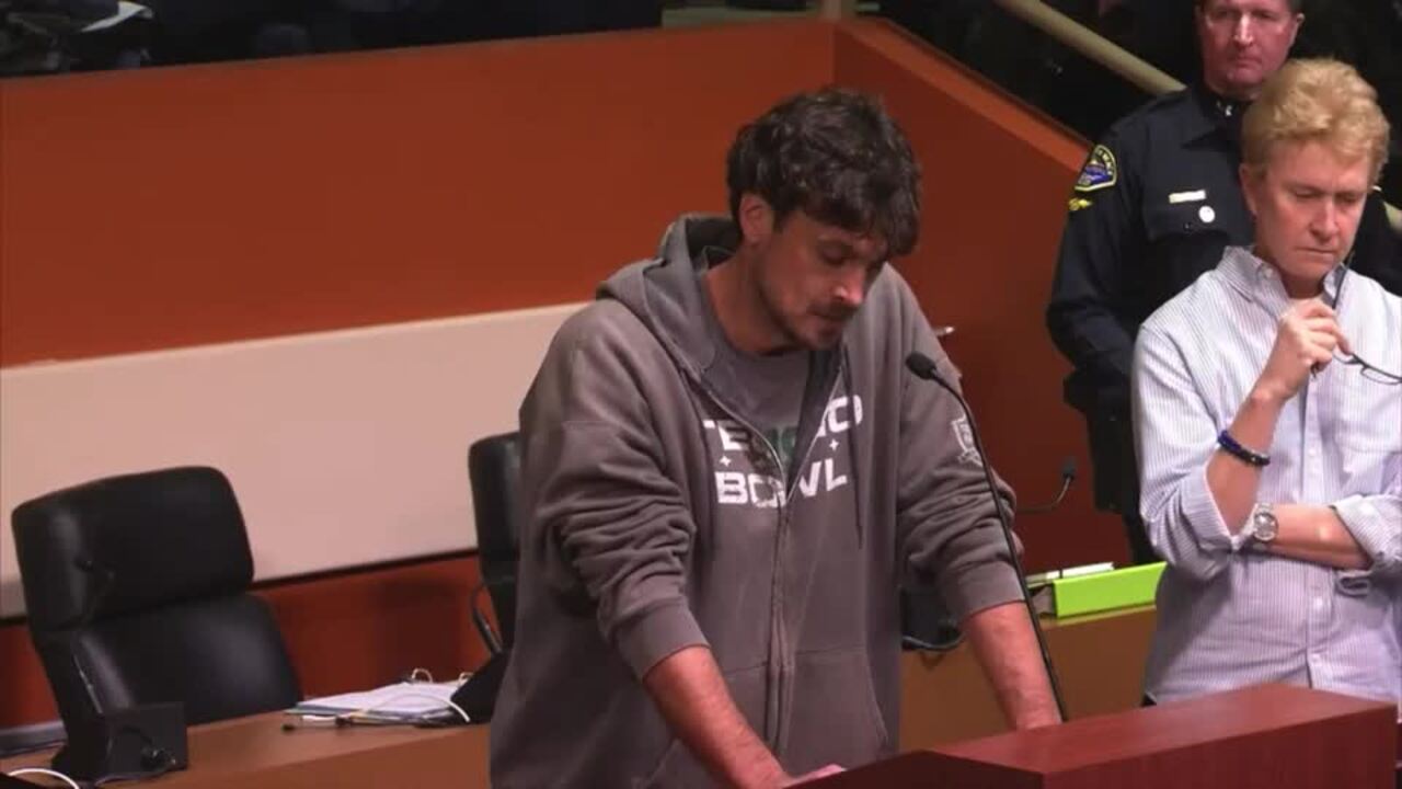 Former NFL Player Calls MAGA ‘Nazi Movement’ in Protest That Led to Arrest