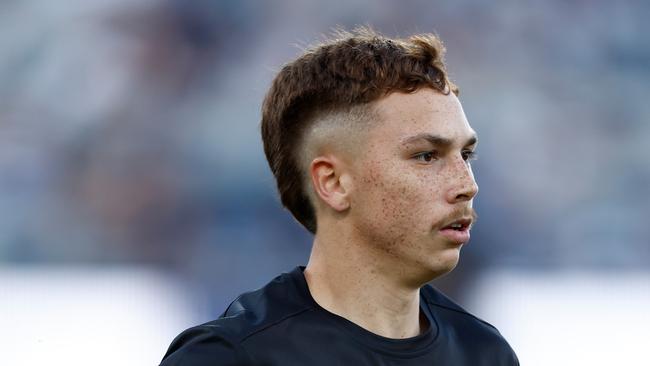 GEELONG, AUSTRALIA - MARCH 16: Lance Collard of the Saints warms up during the 2024 AFL Round 01 match between the Geelong Cats and the St Kilda Saints at GMHBA Stadium on March 16, 2024 in Geelong, Australia. (Photo by Michael Willson/AFL Photos via Getty Images)