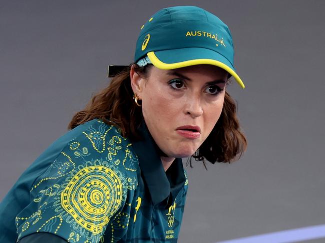 PARIS, FRANCE - AUGUST 09: B-Girl Raygun of Team Australia  competes during the B-Girls Round Robin - Group B on day fourteen of the Olympic Games Paris 2024 at Place de la Concorde on August 09, 2024 in Paris, France. (Photo by Ezra Shaw/Getty Images)