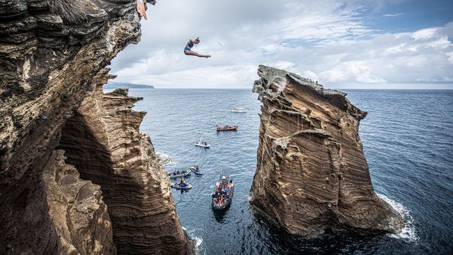 Cliff diving on mortgages can be dangerous, so prepare early. Picture: Romina Amato