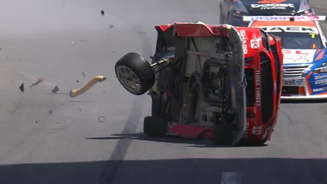 Scott McLaughlin crashed out during the qualifying round for Race 27 at the GC600. (AAP Image/Supplied)