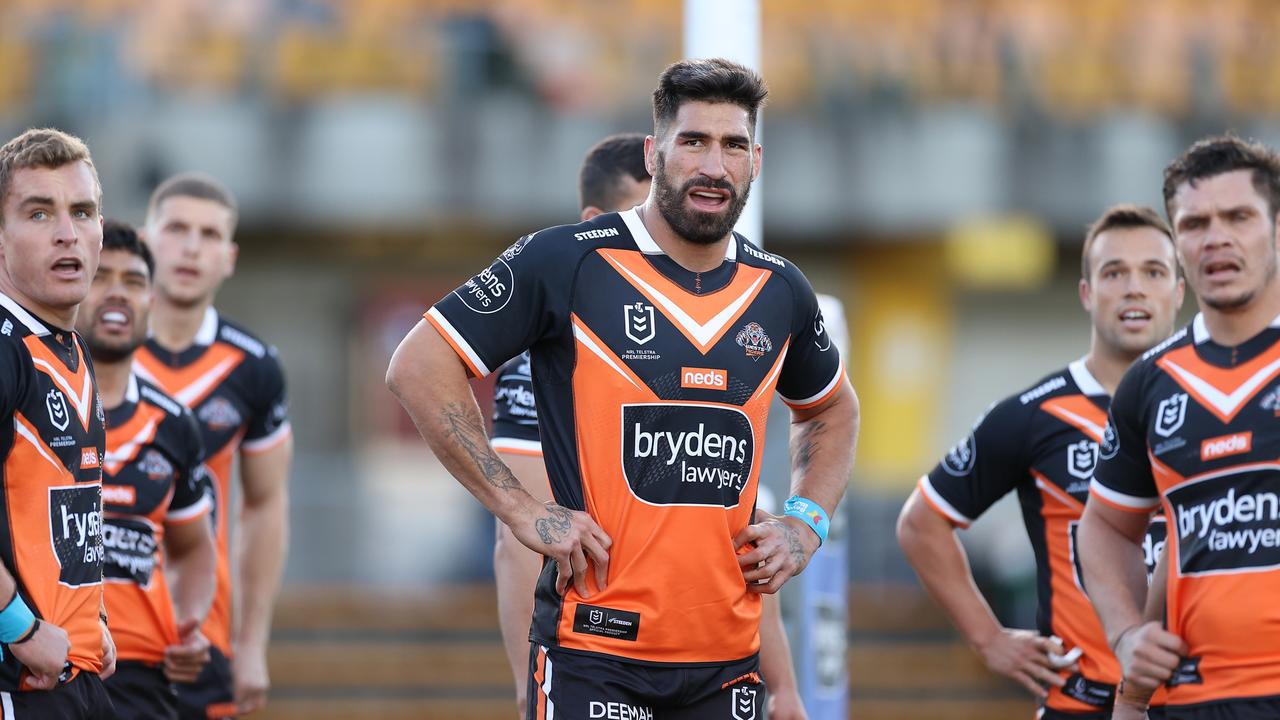 SYDNEY, AUSTRALIA - JULY 04: James Tamou of the Tigers looks on with his team-mates after a Rabbitohs try during the round 16 NRL match between the Wests Tigers and the South Sydney Rabbitohs at Leichhardt Oval on July 04, 2021, in Sydney, Australia. (Photo by Mark Kolbe/Getty Images)
