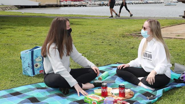 There are a million Victorians on JobKeeper and Dan wants us to be happy we can get together with our friends in the park. Picture: NCA NewsWire/ David Crosling