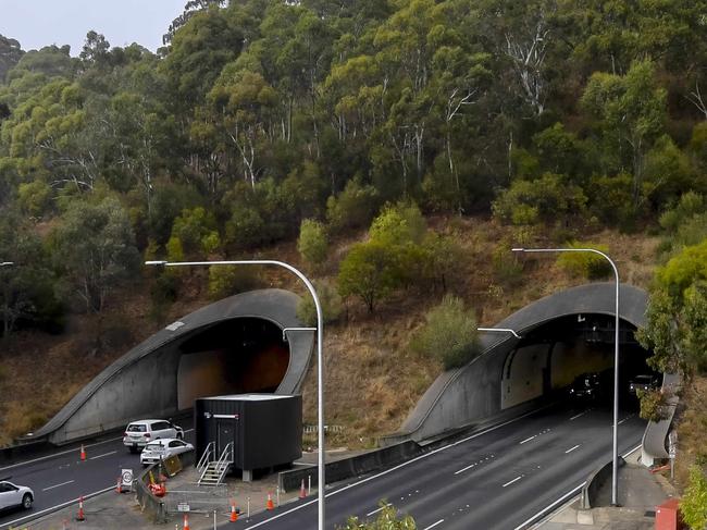 ADELAIDE, AUSTRALIA - NewsWire Photos MAY 20 2024: The Heysen Tunnels South Eastern Freeway projects. Picture: NewsWire / Roy VanDerVegt