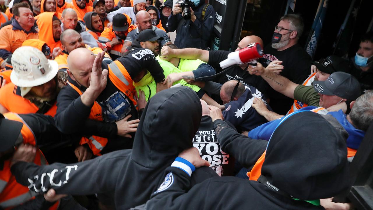 The workers gathered in their hundreds outside the CFMEU. Picture: David Crosling