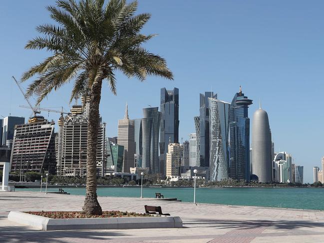 A general view taken on June 5, 2017 shows the corniche in Doha.  Arab nations including Saudi Arabia and Egypt cut ties with Qatar, accusing it of supporting extremism, in the biggest diplomatic crisis to hit the region in years. / AFP PHOTO / STRINGER