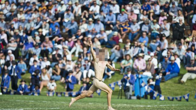 A young chap interrupted play during the 2017 O'Callaghan Cup running across the field in a loin cloth before being intercepted by security guards.