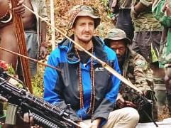 10/03/2023: New pictures of Phillip Mark Mehrtens, the New Zealand pilot being held hostage in the Papuan Highlands