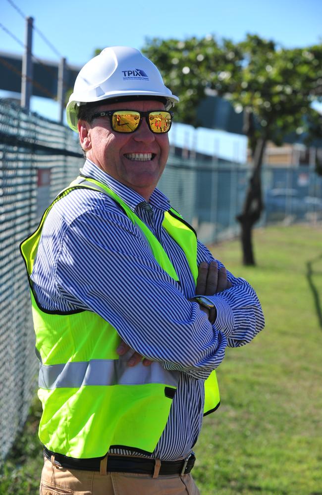 Townsville Bulletin Journalist Tony Raggatt when former Deputy Prime Minister Wayne Swan visited the city to look at the new cruise ship inner harbour at the Port of Townsville.