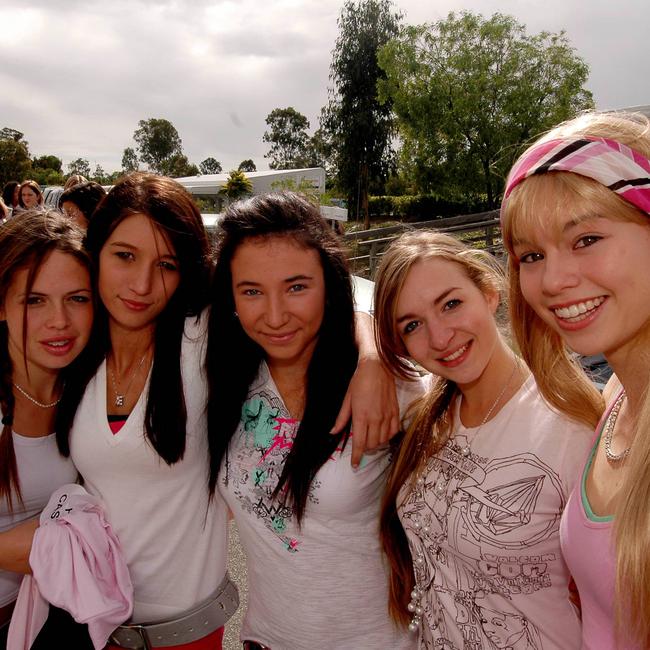 Kebey Eckstein 17, Elise Lowry 17, Lisa Wells 17, Rikki-Lee Hance 16, and Ashleigh Lawrence 16