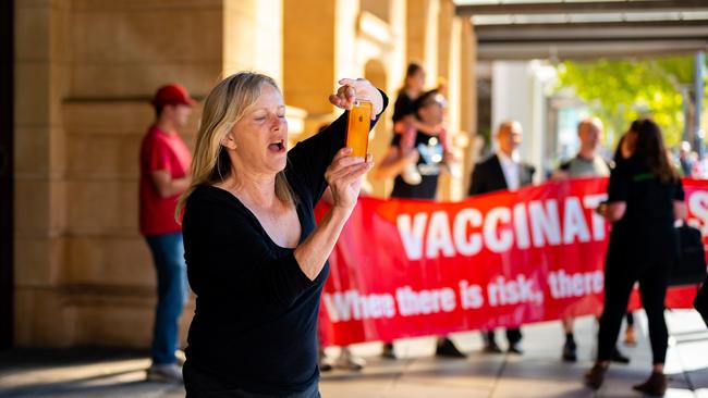 Anti-vaccine protesters outside of the Supreme Court on Thursday. Picture: NCA NewsWire / Morgan Sette