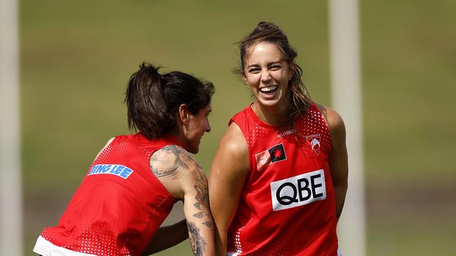 AFLW players will begin pre-season on June 3 ahead of a season start during the AFL pre-finals bye in the last week of August. Picture: Phil Hillyard