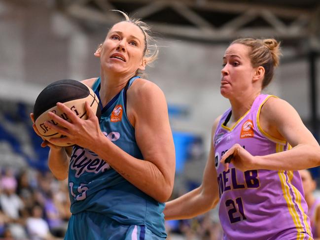 MELBOURNE, AUSTRALIA - FEBRUARY 28: Lauren Jackson of the Southside Flyers catches the ball during the WNBL match between Southside Flyers and Melbourne Boomers at Melbourne Sports Centres - Parkville, on February 28, 2024, in Melbourne, Australia. (Photo by Morgan Hancock/Getty Images)