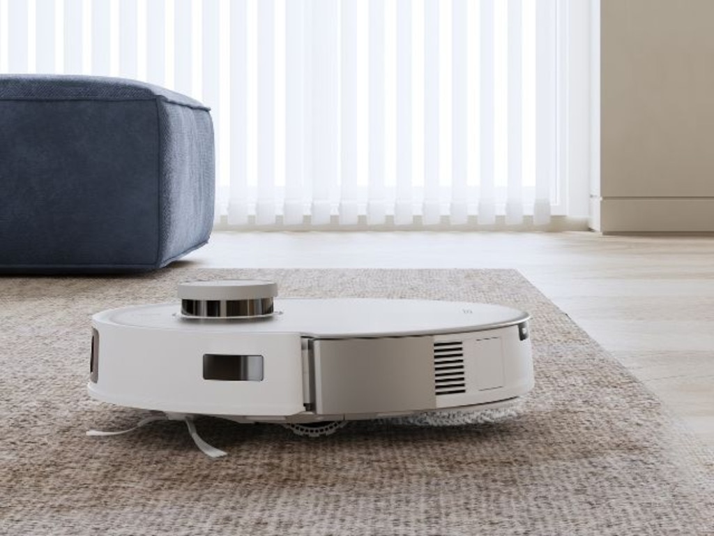 The DEEBOT T20 Omni's auto-lift mop. Picture: Ecovacs.