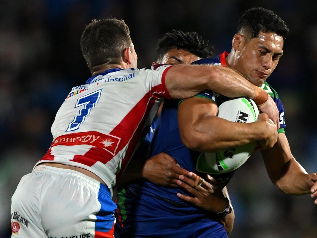 AUCKLAND, NEW ZEALAND - MARCH 31: Roger Tuivasa-Sheck of the Warriors charges forward during the round four NRL match between New Zealand Warriors and Newcastle Knights at Go Media Stadium Mt Smart, on March 31, 2024, in Auckland, New Zealand. (Photo by Hannah Peters/Getty Images)