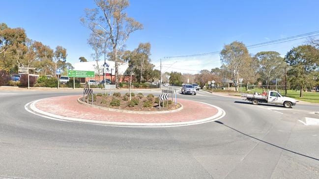 The roundabout at the intersection of Adelaide, Flaxley, Wellington and Alexandrina roads at Mount Barker will be upgraded.