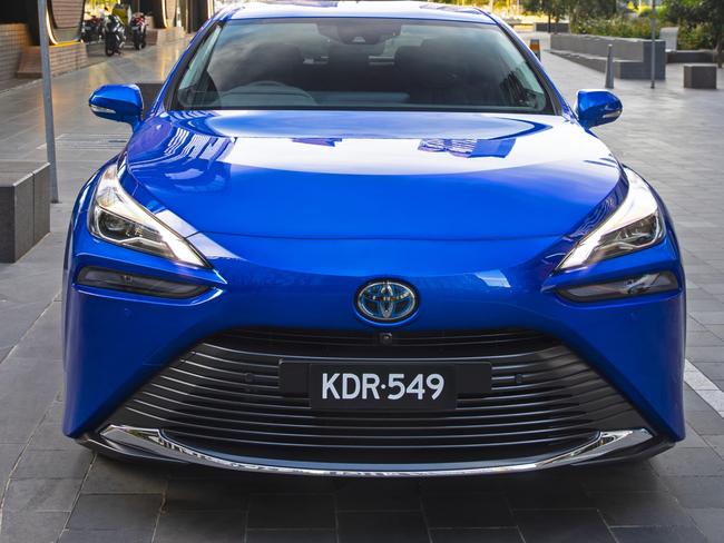 Photos of the 2021 Toyota Mirai