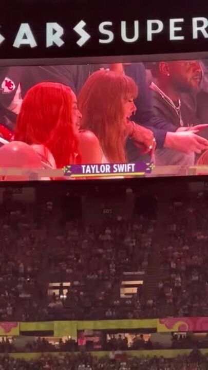 Taylor Swift Gives Side Eye as She's Booed at Super Bowl