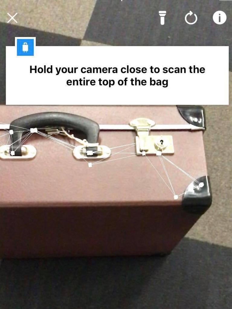 The app then measures the bag’s dimensions.