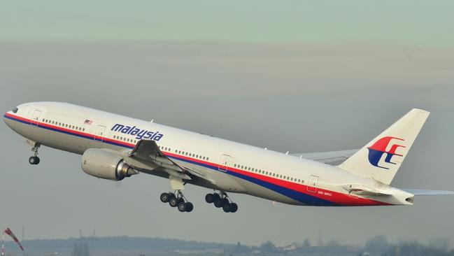 Credit AP The Malaysia Airlines Boeing 777-200ER that disappeared from air traffic control screens Saturday, taking off from Roissy-Charles de Gaulle Airport in France. Photo: AP