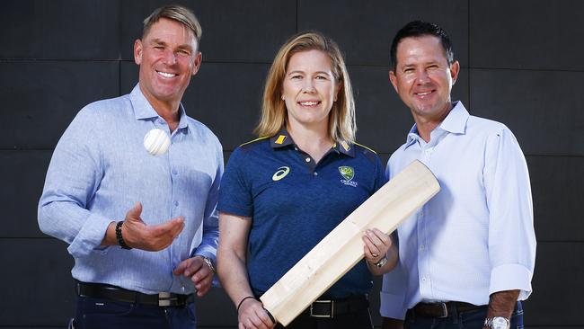 (L-R) Shane Warne, Alex Blackwell and Ricky Ponting. Picture: Daniel Pockett/Getty