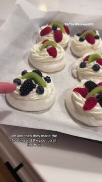 Americans are now making pavlova due to the ‘Bluey effect’