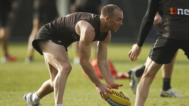 Tom Mitchell was back to his best against North Melbourne. Picture: Daniel Pockett/Getty Images